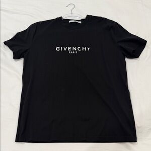 Givenchy women’s Black Logo Crewneck T-Shirt